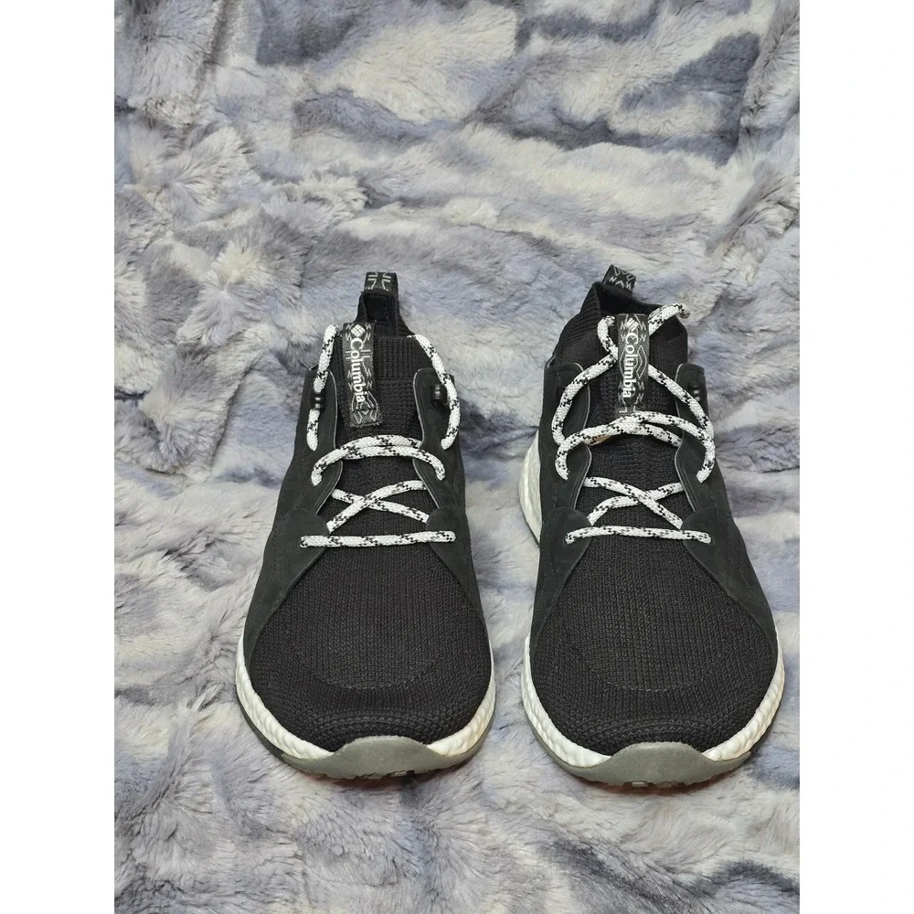 NWB Columbia SH/FT Outdry Mid Hiking Shoe - Women's‎ BL1020-013 size 10